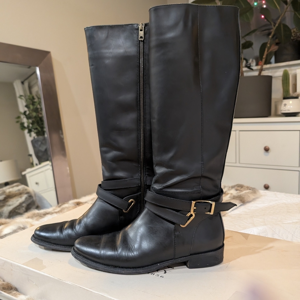 Burberry leather riding boots